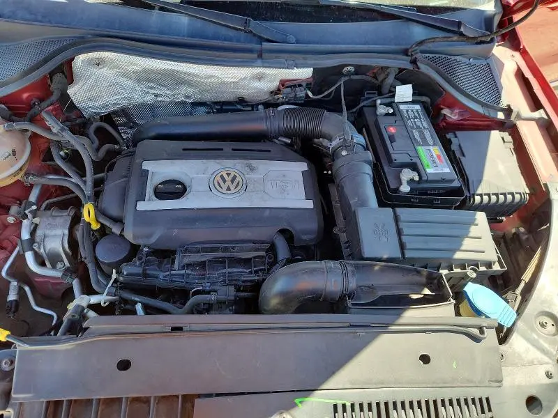 2014 VOLKSWAGEN TIGUAN S  