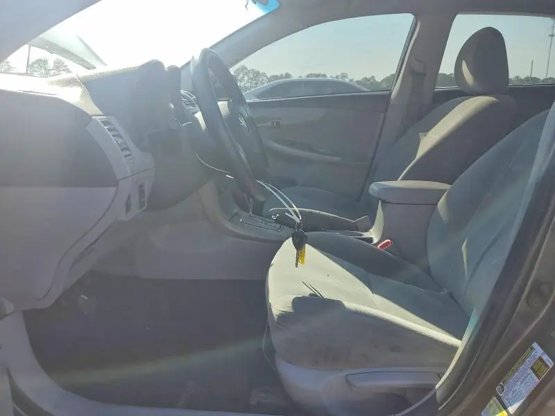 2012 TOYOTA COROLLA LE  