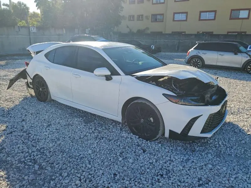 2025 TOYOTA CAMRY   