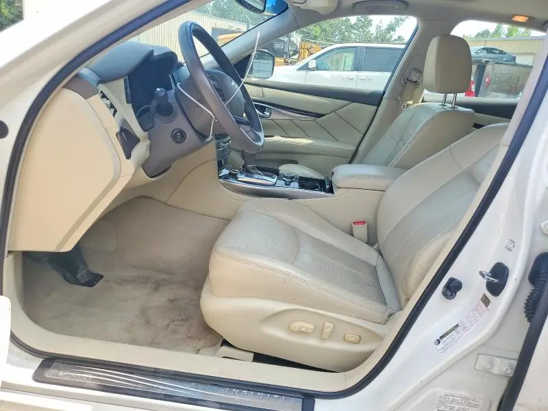 2012 INFINITI M37 X  