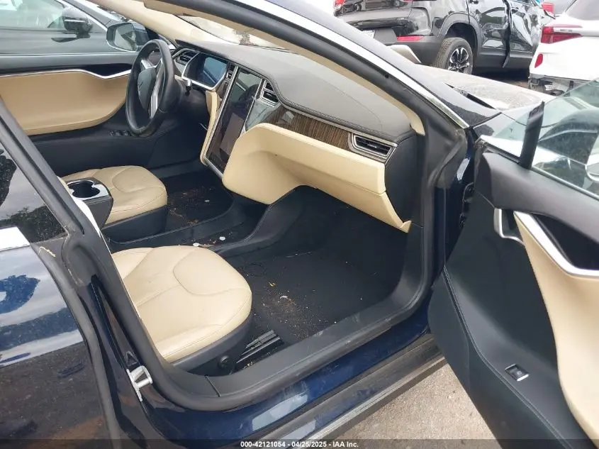 2013 TESLA MODEL S  