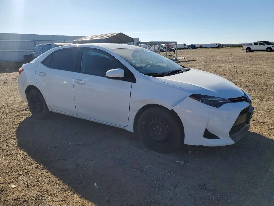 2017 TOYOTA COROLLA LE  