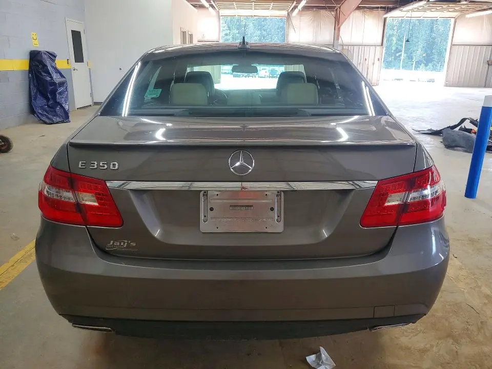 2011 MERCEDES-BENZ E 350  