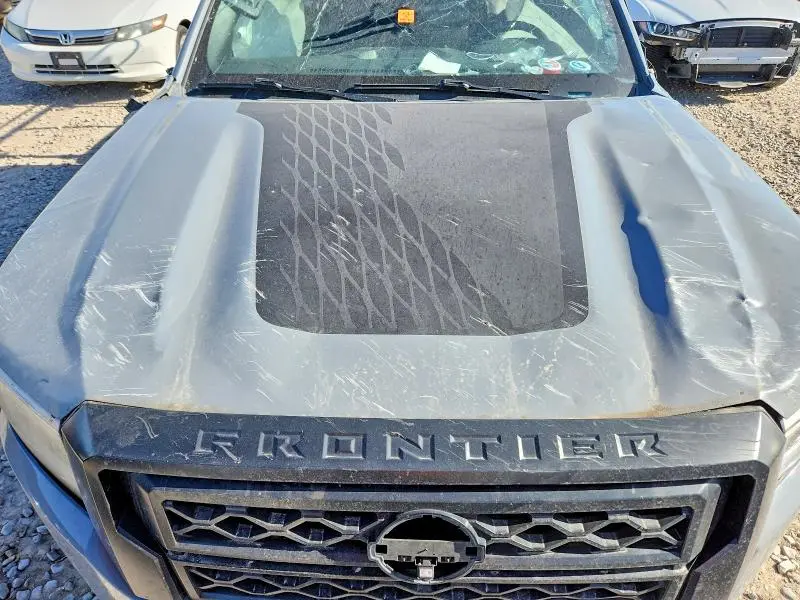 2022 NISSAN FRONTIER PRO-4X  