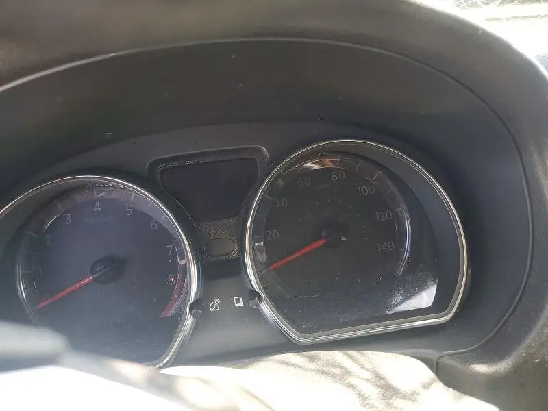 2016 NISSAN VERSA 1.6 SV  