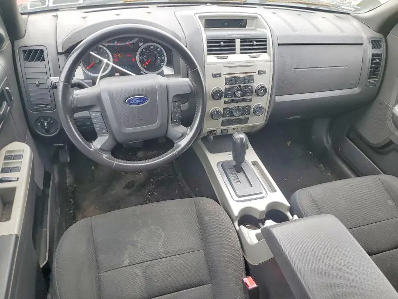 2010 FORD ESCAPE   