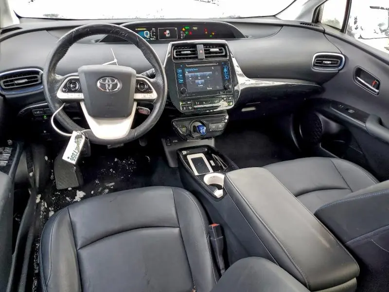 2016 TOYOTA PRIUS   