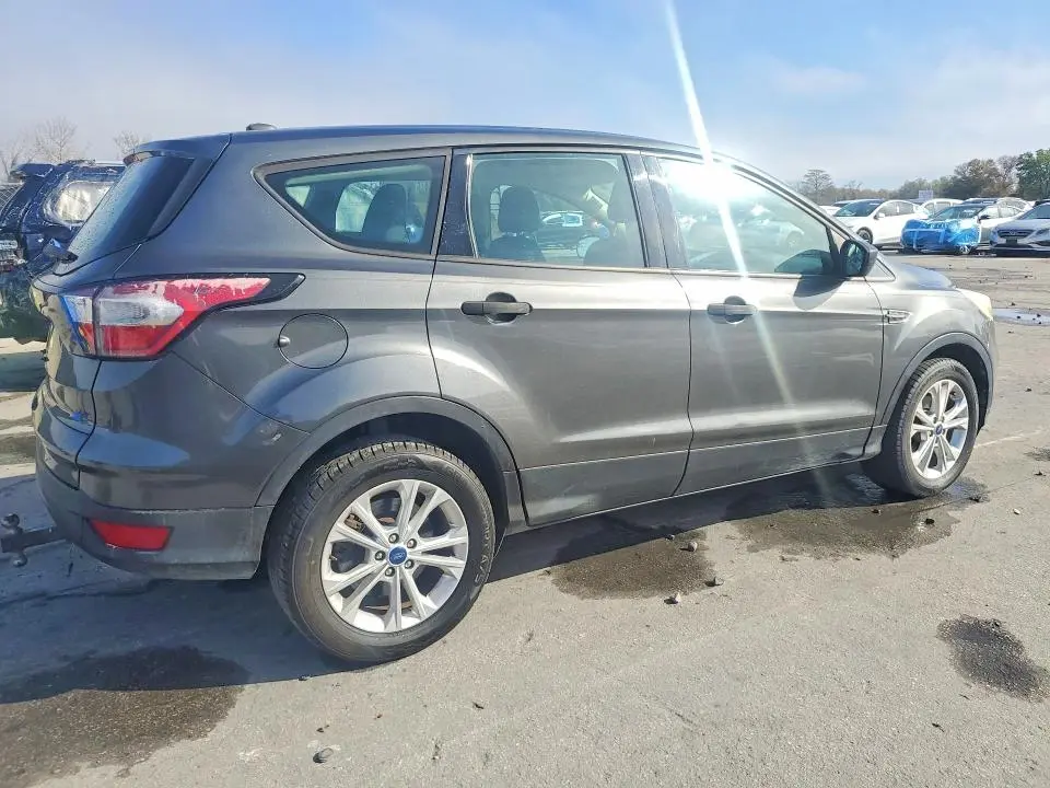 2017 FORD ESCAPE S  