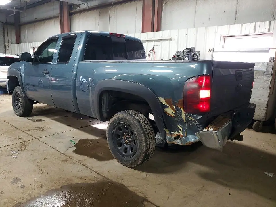 2011 CHEVROLET SILVERADO K1500 LT  