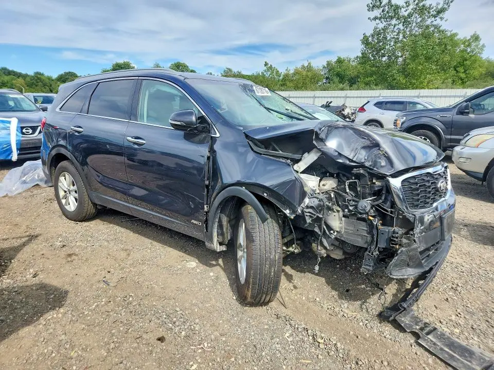 2019 KIA SORENTO LX V6  