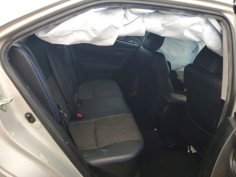 2019 TOYOTA COROLLA SE  