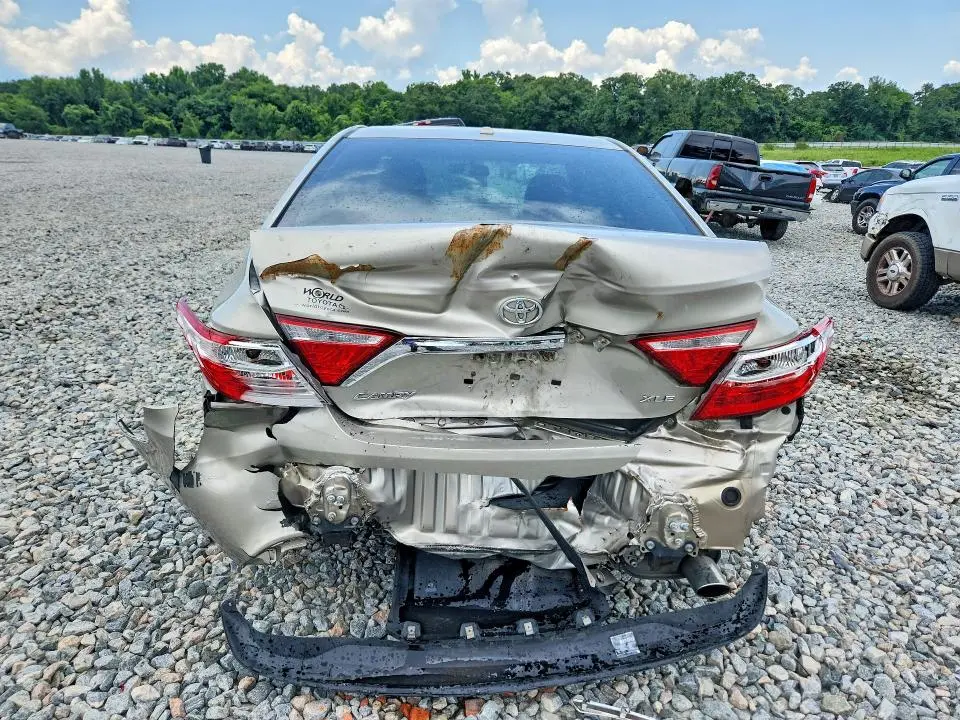 2017 TOYOTA CAMRY XLE  