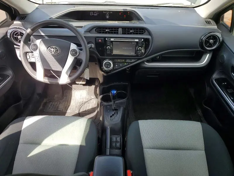 2017 TOYOTA PRIUS C TWO  