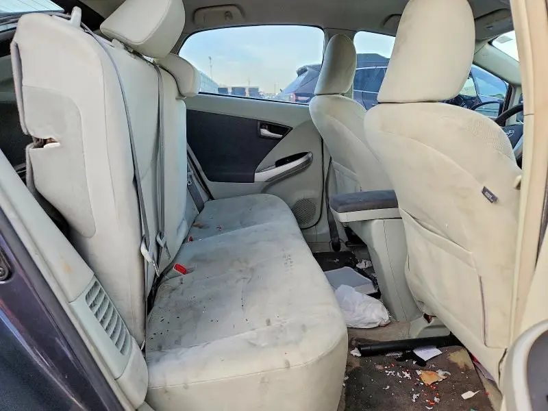 2010 TOYOTA PRIUS II  