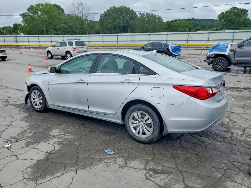 2012 HYUNDAI SONATA GLS  
