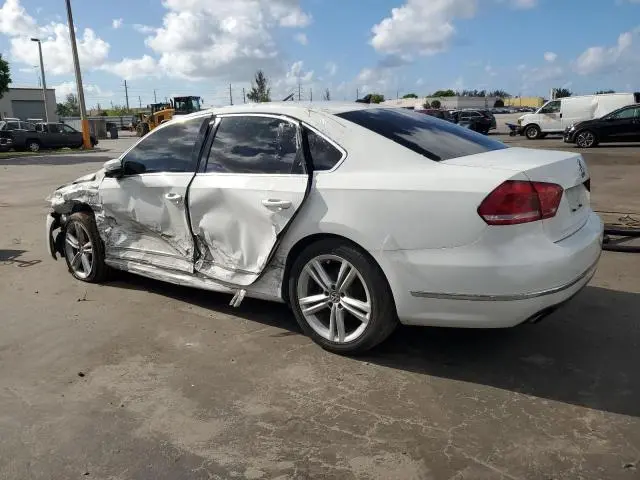2015 VOLKSWAGEN PASSAT SEL  