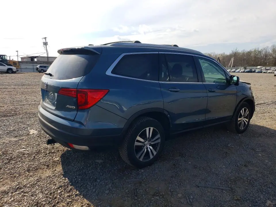2016 HONDA PILOT EX  