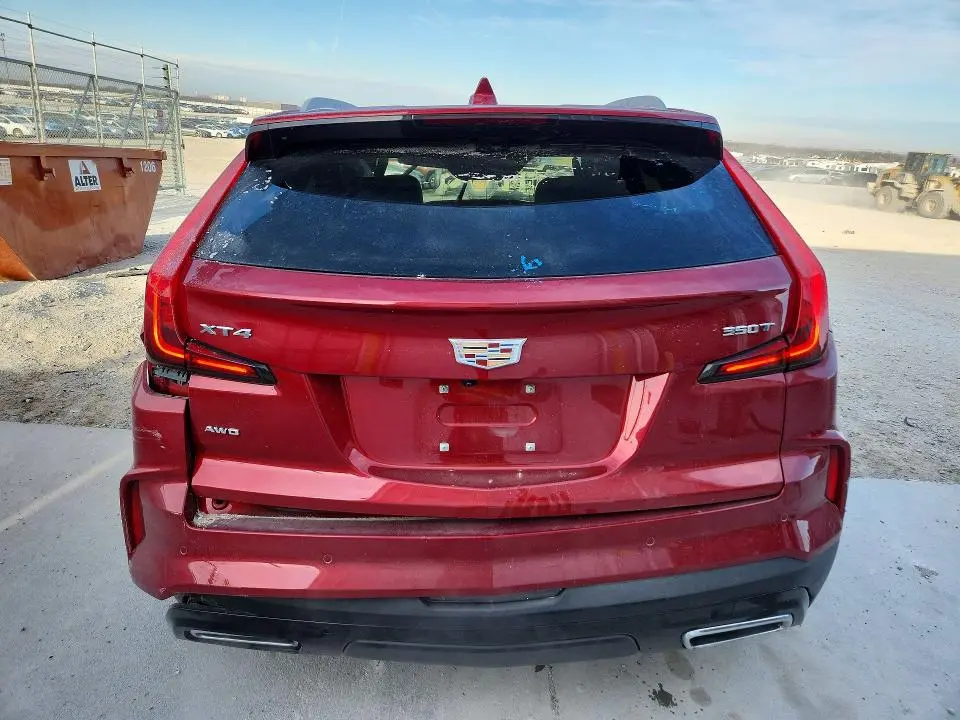 2024 CADILLAC XT4 PREMIUM LUXURY  