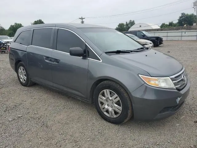 2011 HONDA ODYSSEY LX  