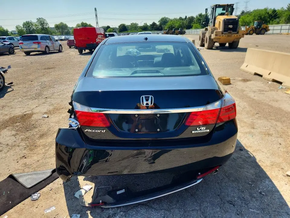 2015 HONDA ACCORD TOURING  