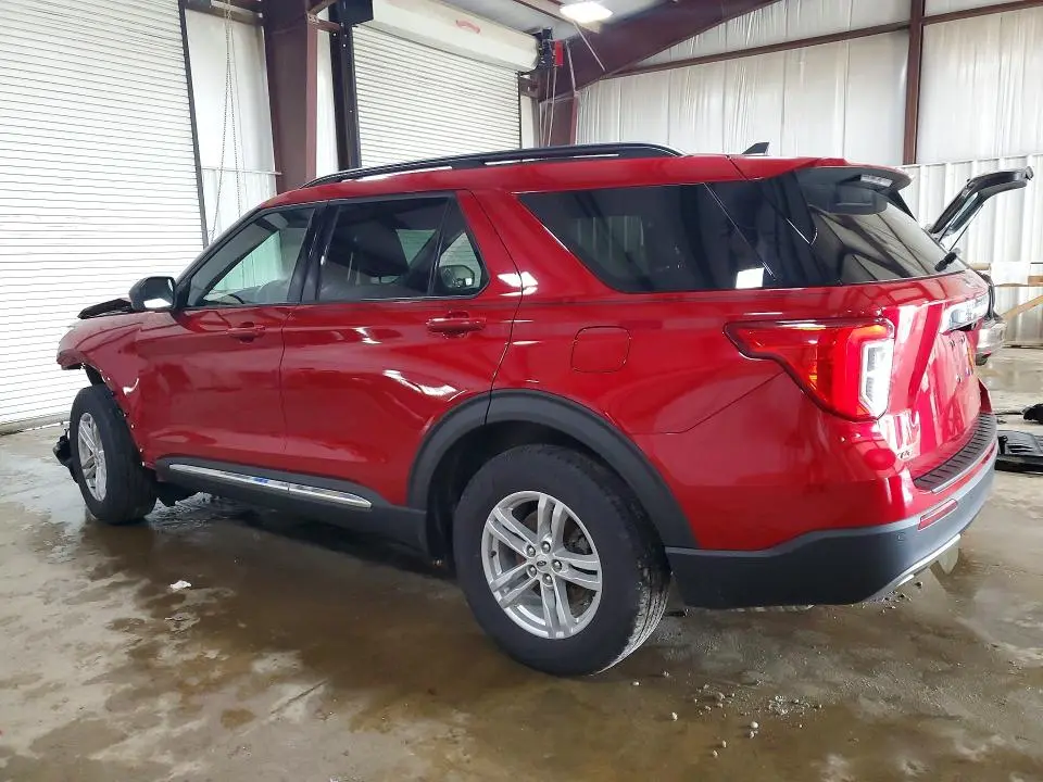 2021 FORD EXPLORER XLT  