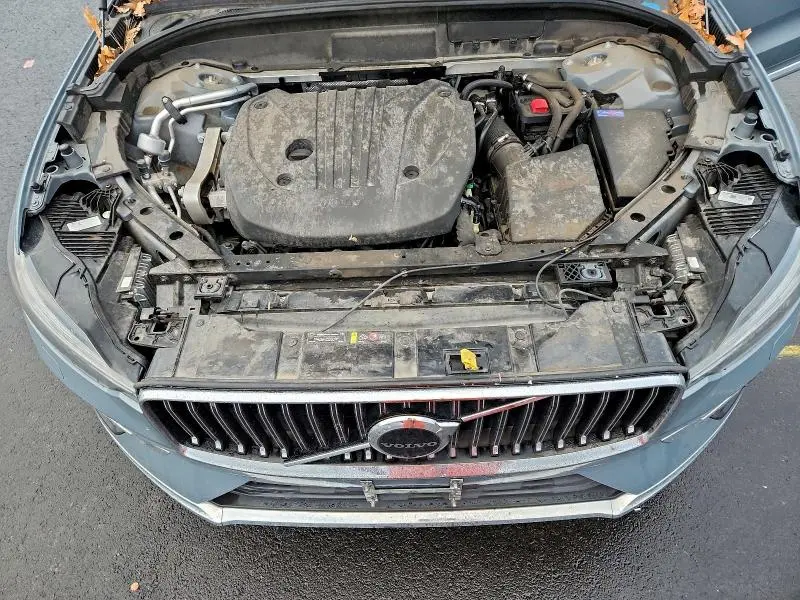 2022 VOLVO XC60 B5 INSCRIPTION  