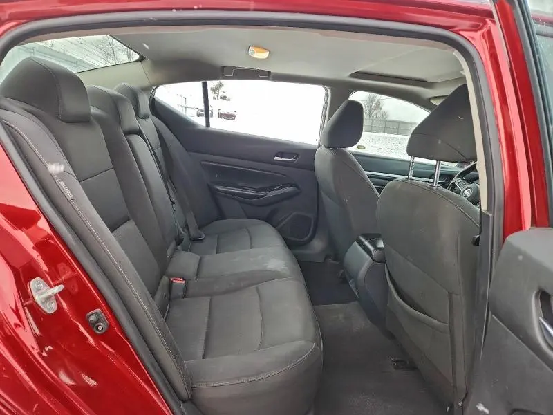 2022 NISSAN ALTIMA SV  