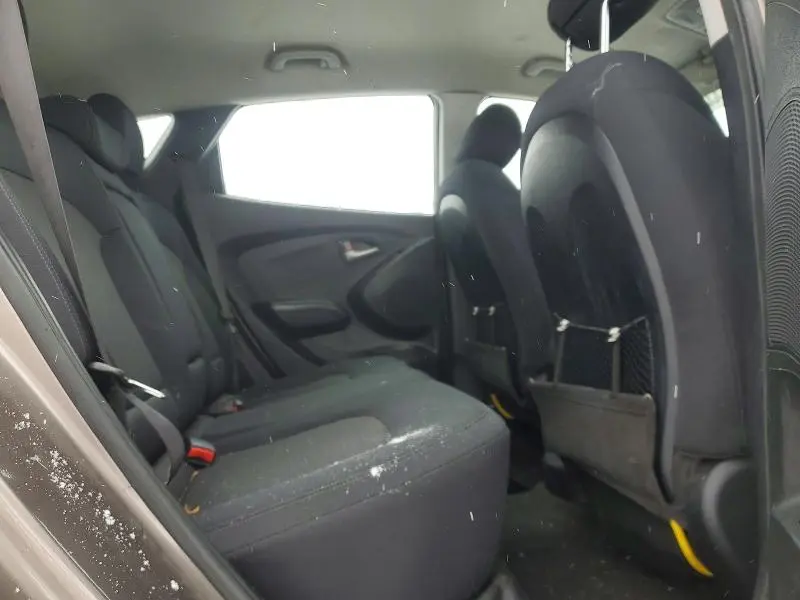 2011 HYUNDAI TUCSON GL  