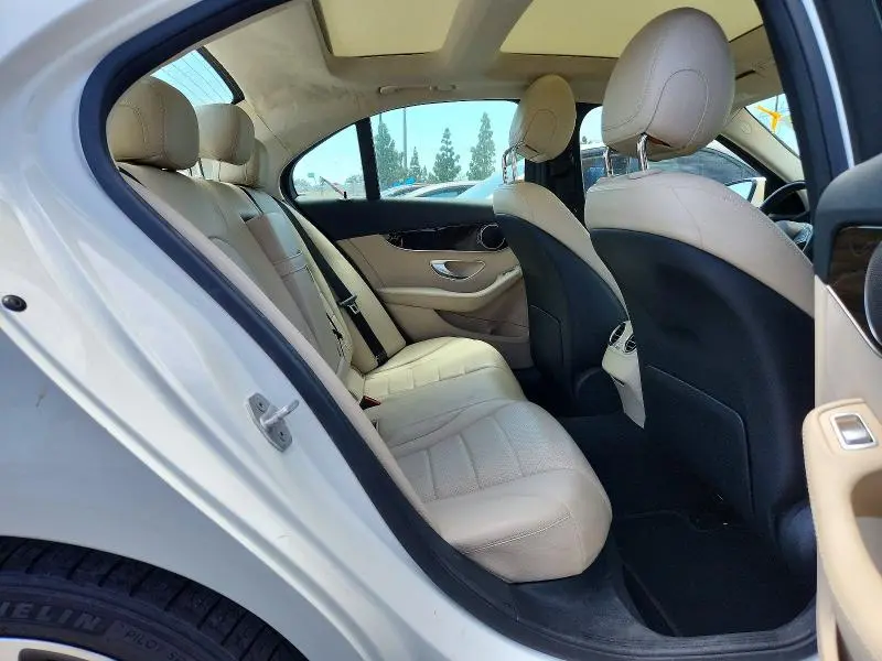 2016 MERCEDES-BENZ C 300  