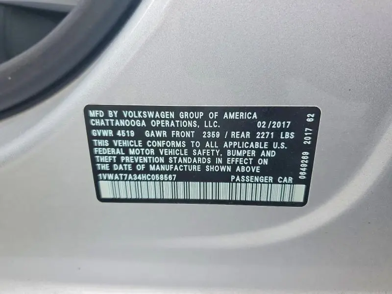 2017 VOLKSWAGEN PASSAT S  
