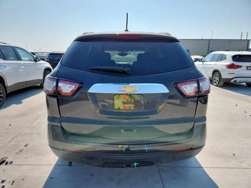 2015 CHEVROLET TRAVERSE LT  