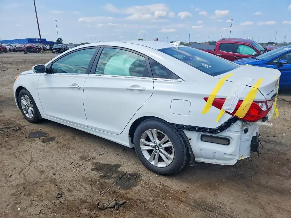 2013 HYUNDAI SONATA GLS  