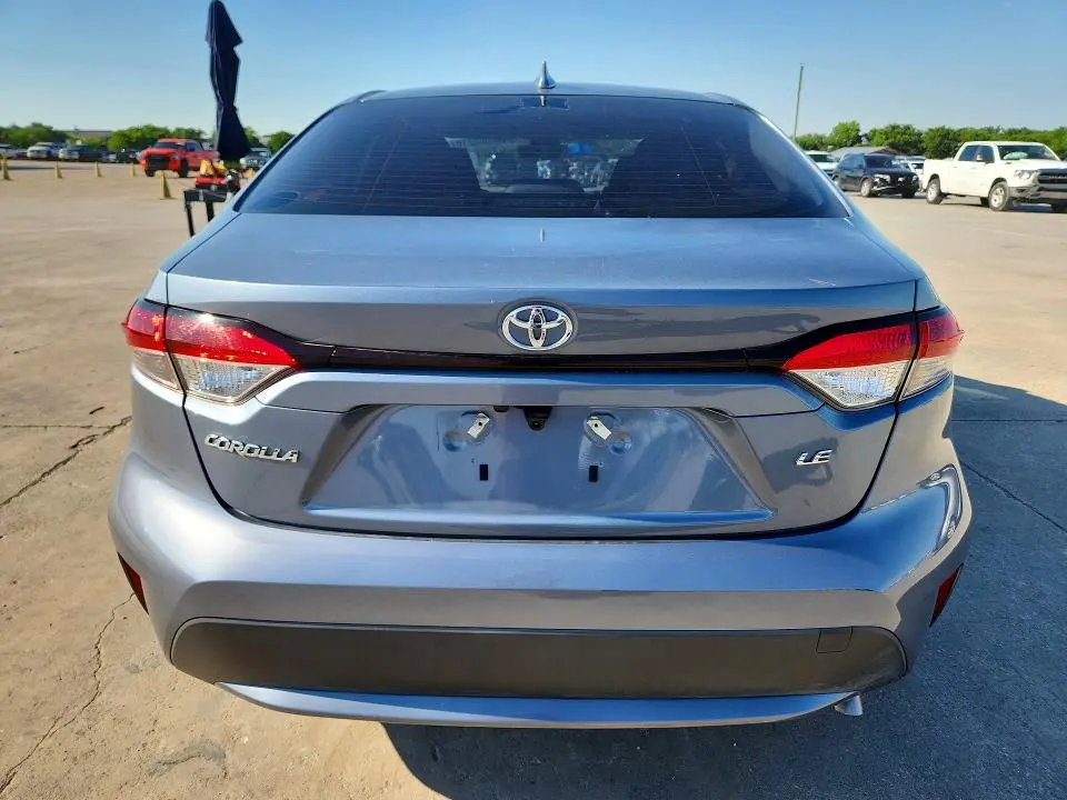 2022 TOYOTA COROLLA LE  