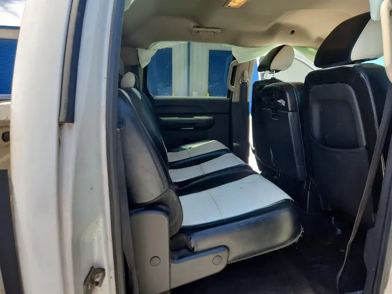2010 CHEVROLET SILVERADO C1500 LT  