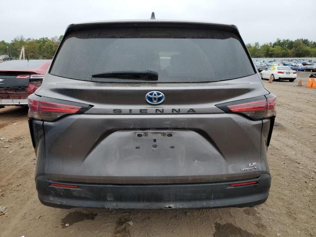 2021 TOYOTA SIENNA LE