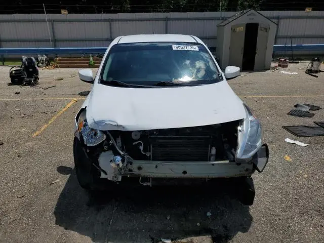 2018 NISSAN VERSA S  