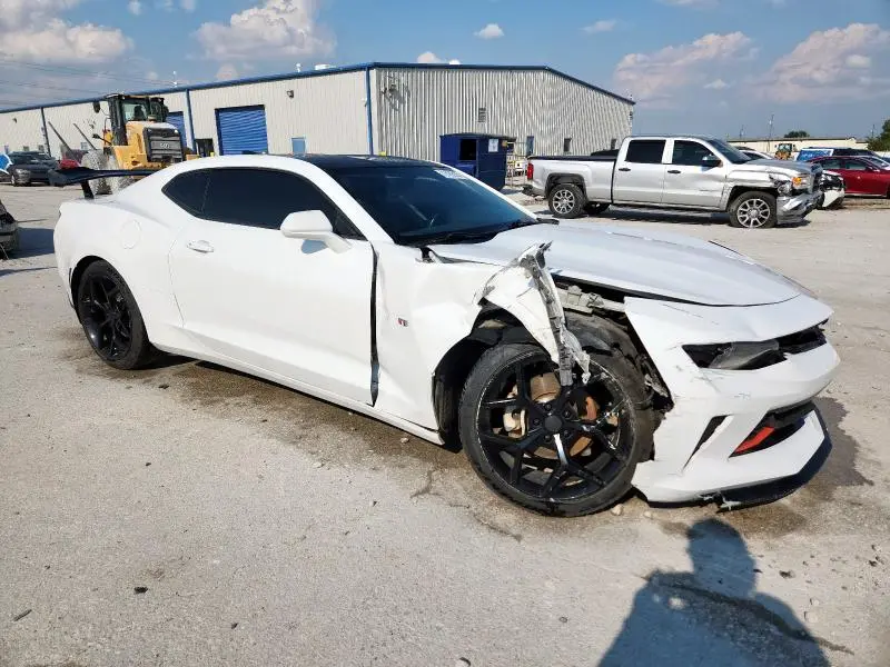 2017 CHEVROLET CAMARO LT  