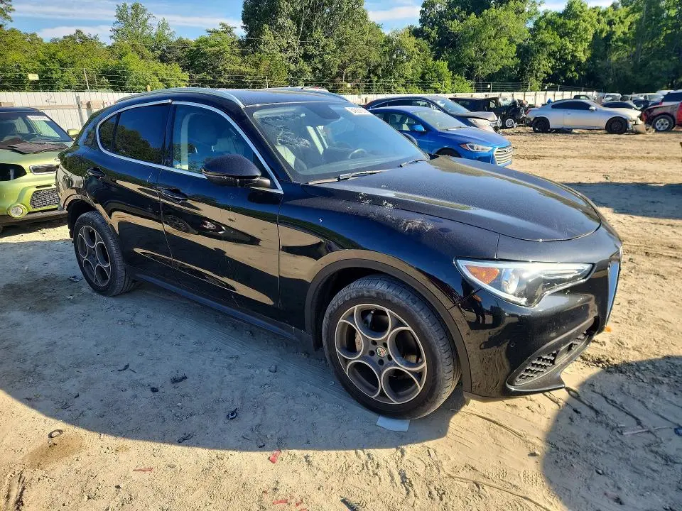 2018 ALFA ROMEO STELVIO   