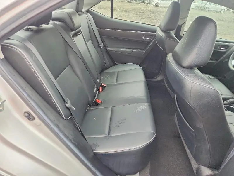 2018 TOYOTA COROLLA XLE  