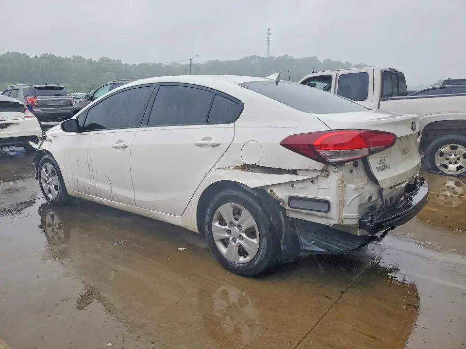 2017 KIA FORTE LX  