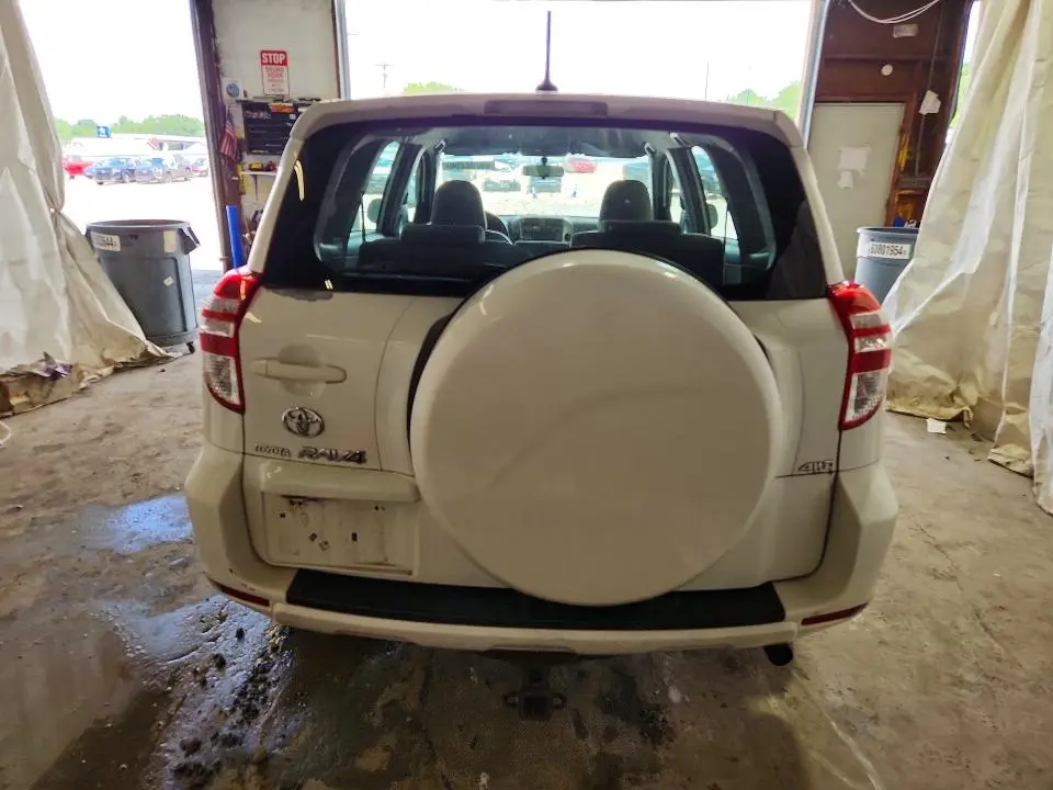 2010 TOYOTA RAV4 BASE  