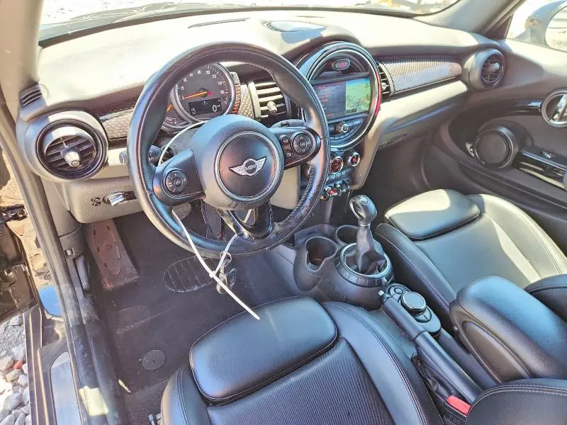 2016 MINI COOPER S  