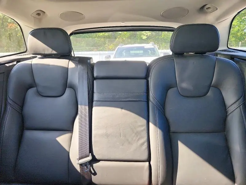 2021 VOLVO XC60 T6 INSCRIPTION  