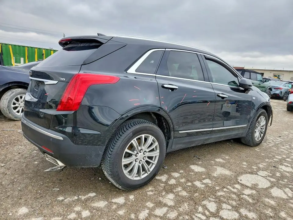 2017 CADILLAC XT5 LUXURY  