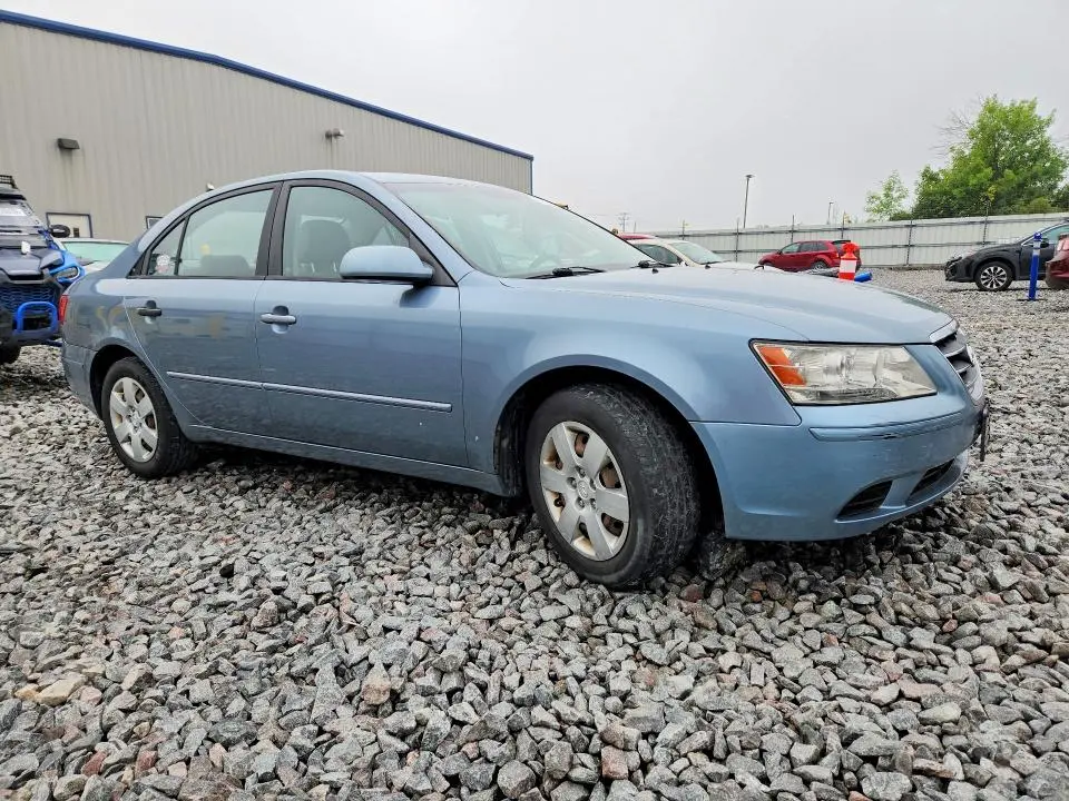 2010 HYUNDAI SONATA GLS  