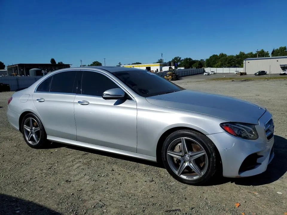 2017 MERCEDES-BENZ E 300  