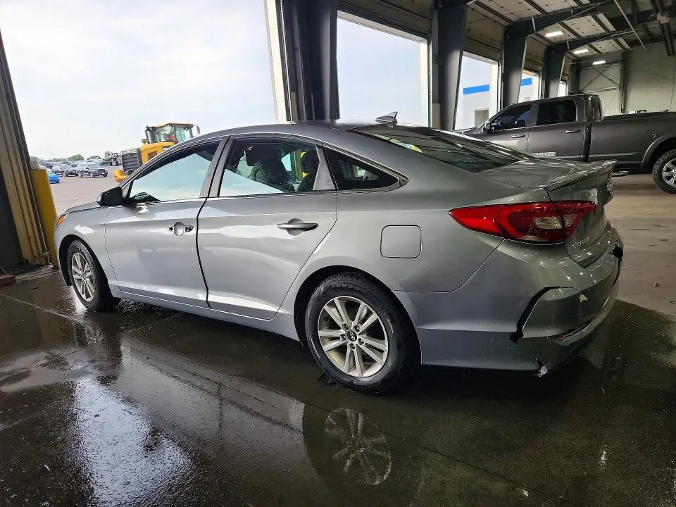2016 HYUNDAI SONATA SE  
