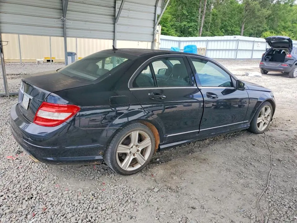 2011 MERCEDES-BENZ C 300  