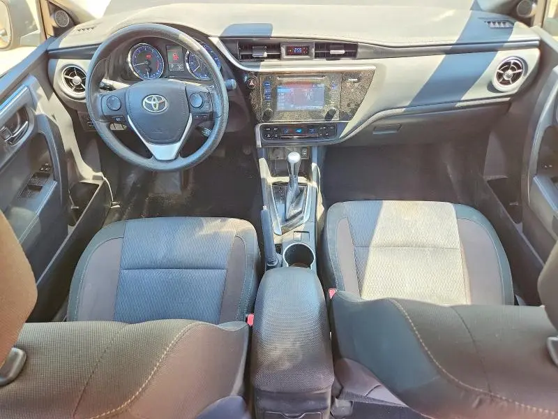 2017 TOYOTA COROLLA LE  