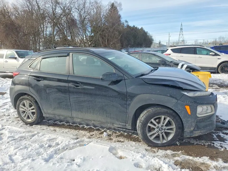 2018 HYUNDAI KONA SE  